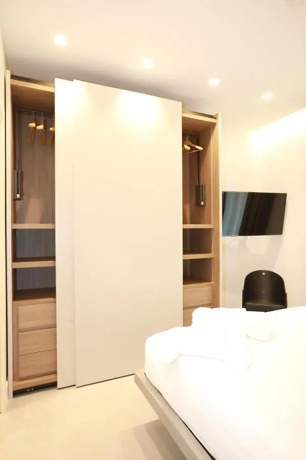 Oda ve Kahvaltı Unique Luxury Stay Roma